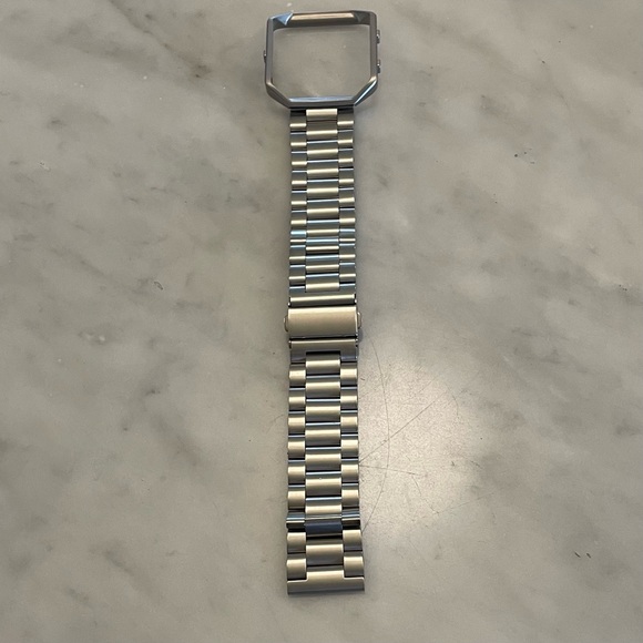 ☀️SALE☀️Fitbit Blaze with charger and bands - Picture 13 of 15